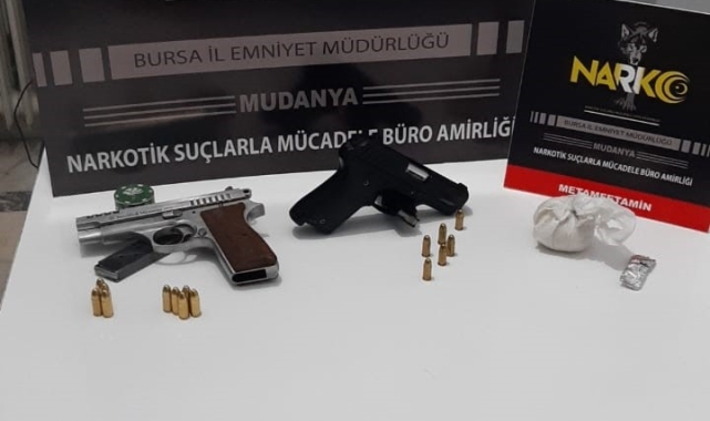 Bağ evine uyuşturucu operasyonu
