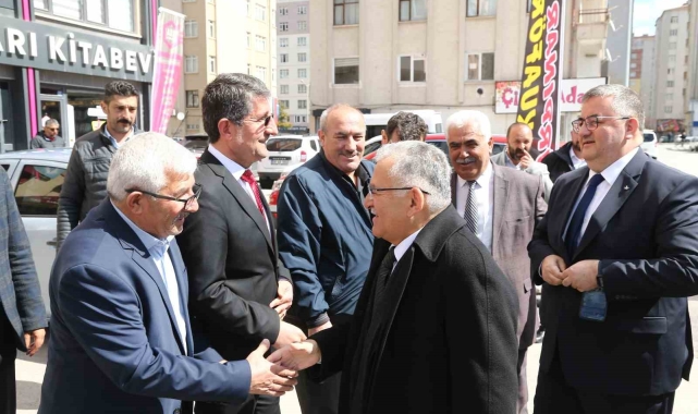Başkan Büyükkılıç otobüsçüler esnaf odasını ziyaret etti