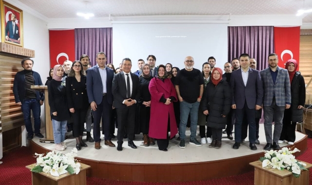 Bayburt'ta velilere ve öğretmenlere OSB semineri verildi