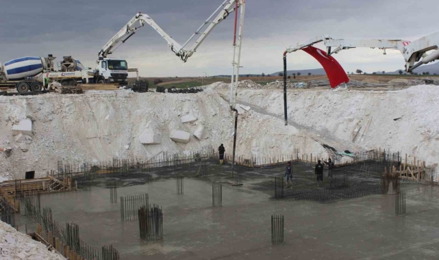 Beyşehir'de OSB'de yapılan caminin temeli dualarla atıldı