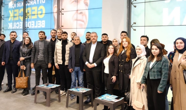 Bilden: "Gençlerin yeri dağ değil, üniversitelerdir"