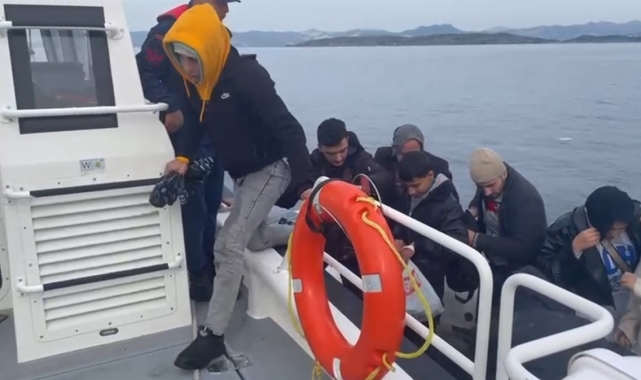 Bodrum'da 100 düzensiz göçmen karaya çıkarıldı