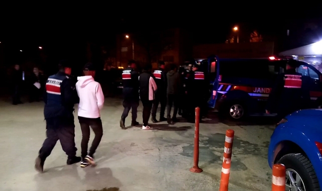 Bursa'da kaçak 5 Afgan uyruklu şahıs yakalandı