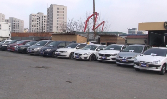 Çalıntı 40 otomobil yediemin otoparkında sergilendi
