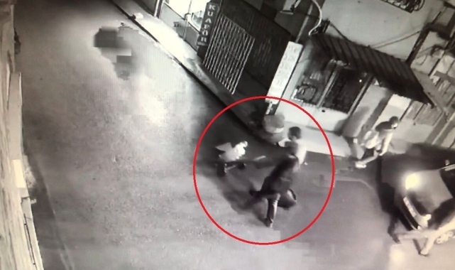 Çekçek araba ile klima ünitesi çalan hırsızların sonu cezaevi oldu