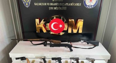 Denizli'de silah kaçakçılığı operasyonu: 3 gözaltı
