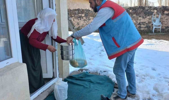 Diyadin'de iftar sofraları kapıya teslim