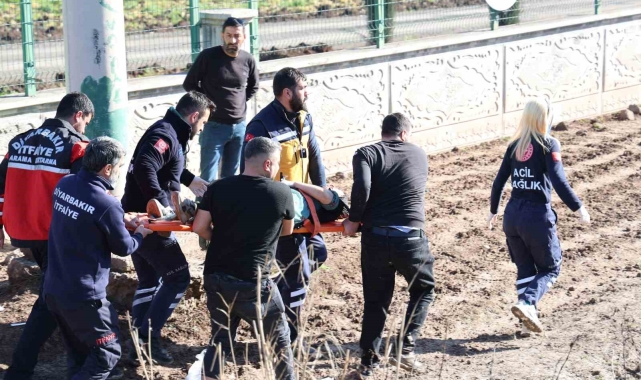 Diyarbakır'da rehabilitasyon servisi takla attı: 4'ü çocuk, 9 yaralı