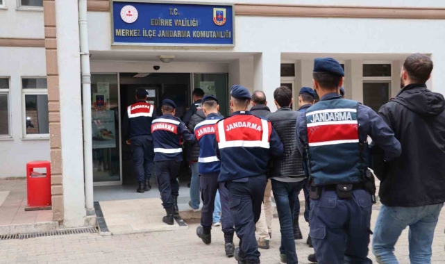 Edirne'de jandarması aranan 142 şüpheliyi yakaladı