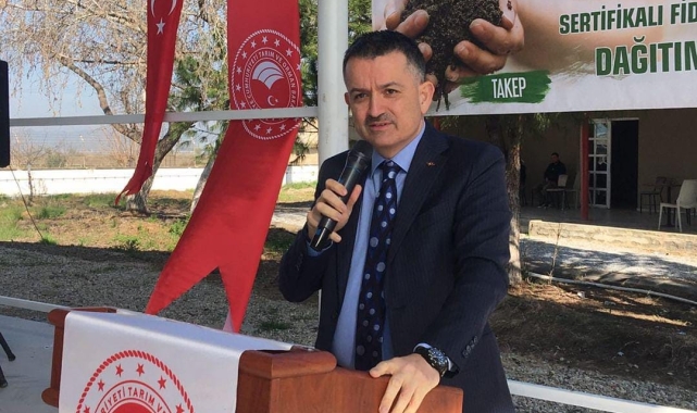 Eski Tarım ve Orman Bakanı Pakdemirli: "Evlatlarımızı tarım yapmaya ikna etmemiz gerekiyor"