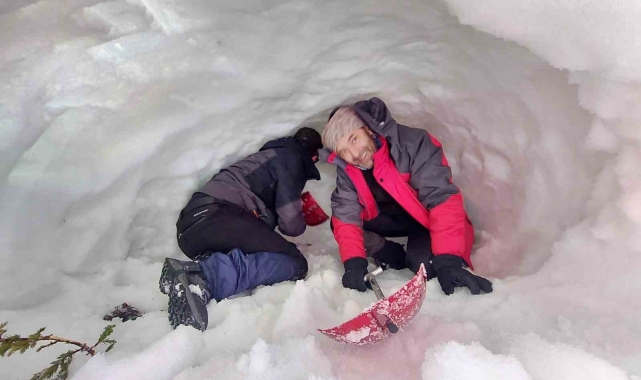 Eskişehirli 10 sporcu dağcılık sertifikası aldı