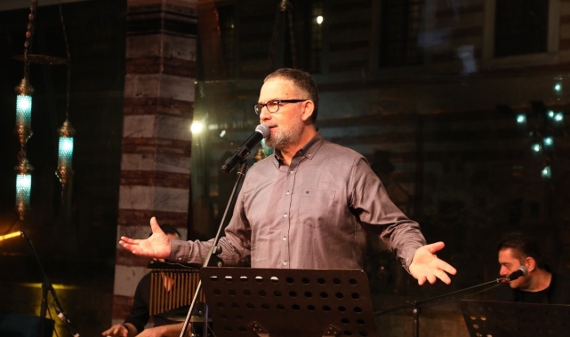 Eyüpsultan'da İbrahim Sadri unutulmaz şiirleri yorumladı