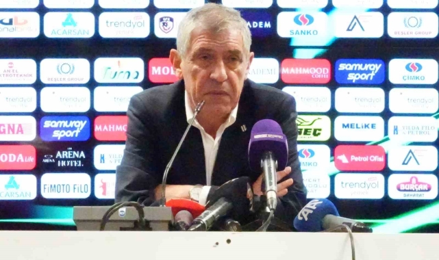 Fernando Santos: "Bugün rakip bizden daha iyi oynadı, sorumluluk bana ait"