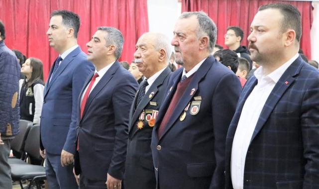 Gaziler, vatan ve kahramanlık buluşmalarında öğrencilerle bir araya geldi