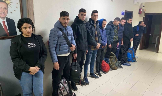Gelibolu'da 13 kaçak göçmen yakalandı