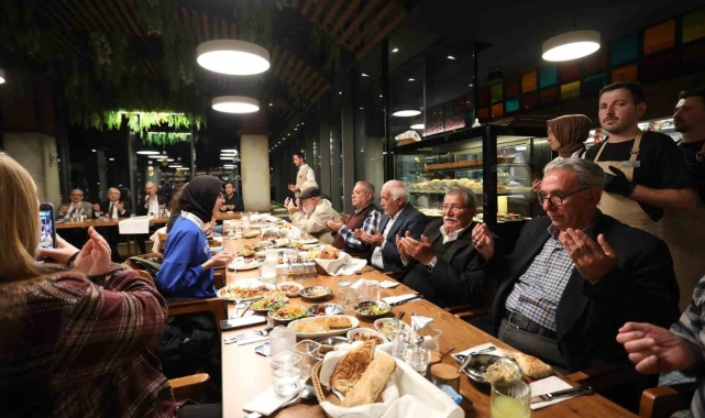 İnegöl'ün geçmişi ile geleceği aynı iftarda buluştu