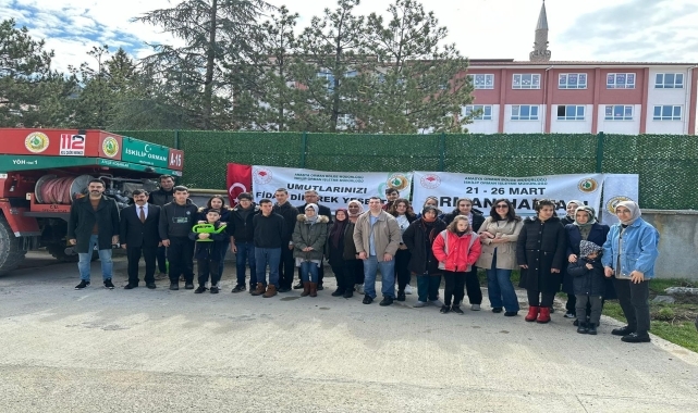 İskilip'te öğrencilere uygulamalı fidan dikme eğitimi verildi