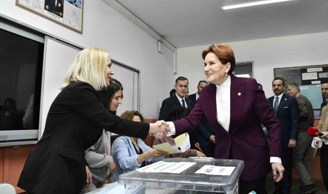 İYİ Parti lideri Akşener, oyunu Ankara'da kullandı