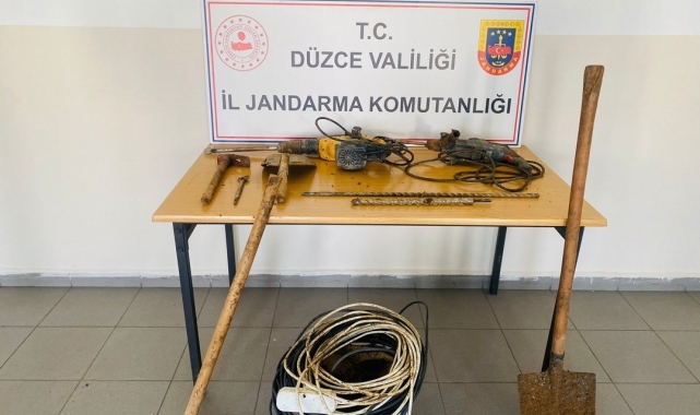 İzinsiz kazıya Jandarma engeli