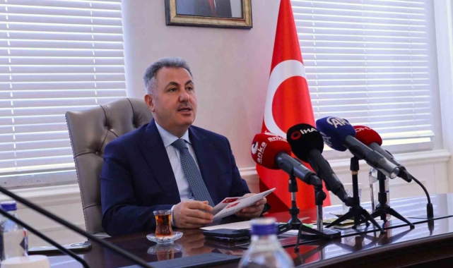 İzmir Valisi Elban: "Kentte 11 suç örgütü çökertildi"