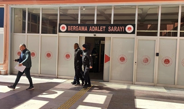İzmir'de araç kundaklayan şahıs tutuklandı