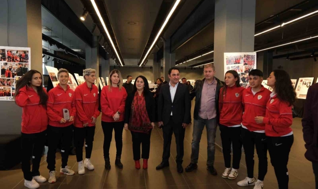 Kadın ve spor konulu sergide ALG Spor'a yoğun ilgi