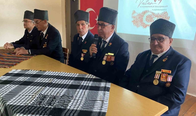 Kahraman gaziler öğrencilere hatıralarını anlattı