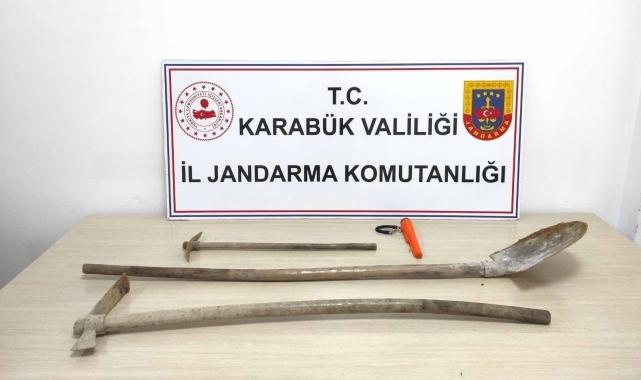 Karabük'te kaçak kazı yapan kişi suçüstü yakalandı