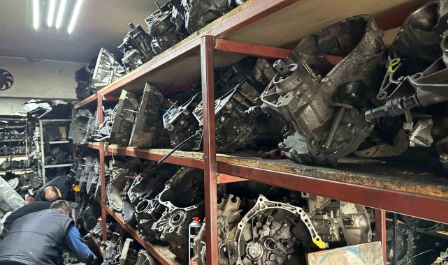 Kayseri'de 15 adet kaçak otomobil motoru ele geçirildi