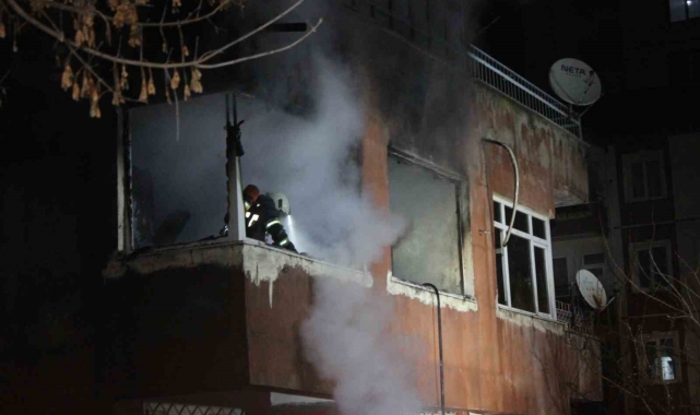 Kayseri'de ikamette çıkan yangında 1 kişi dumandan etkilendi