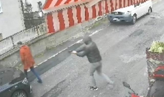 Konya'da avukat aracına binerken silahla vurularak yaralandı