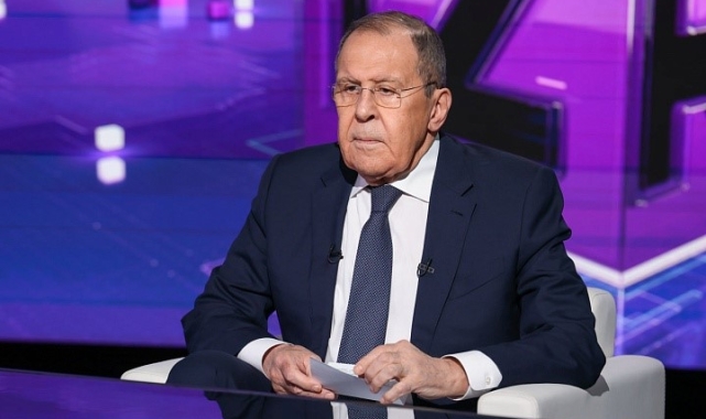 Lavrov: "Biz müzakereye hazırız, ancak Zelenskiy'in barış formülü temelinde değil"