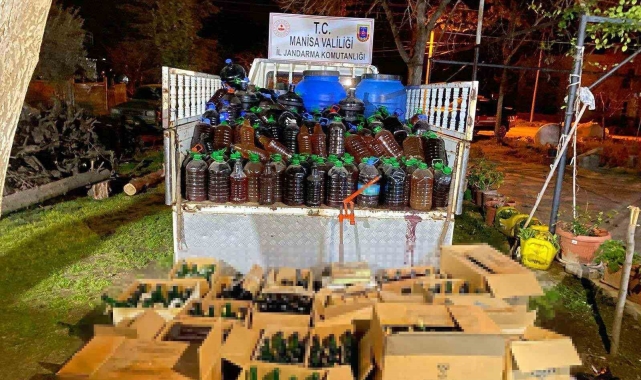 Manisa'da 2 bin litre kaçak alkol yakalandı