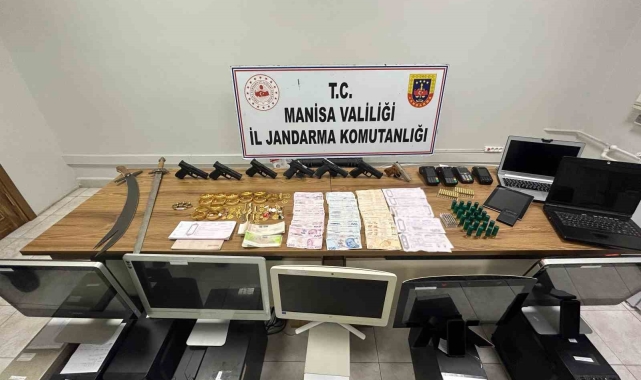 Manisa'da jandarmadan suç örgütlerine darbe