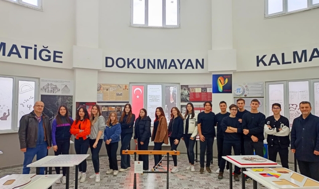 Matematik müzesini bir haftada 475 öğrenci ziyaret etti