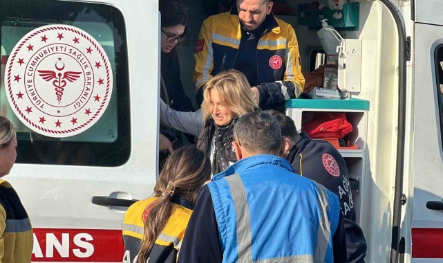 Mecidiköy metrobüs durağındaki yürüyen merdiven aniden durdu: 3 yaralı