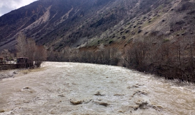 Meteorolojiden çok sayıda il için kuvvetli yağış uyarısı