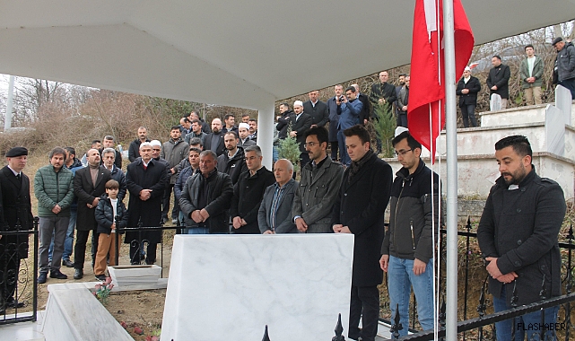 MEZARI BAŞINDA ANILDI!