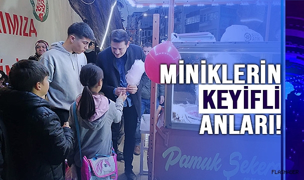 MİNİKLERE PAMUK ŞEKER DAĞITTI!