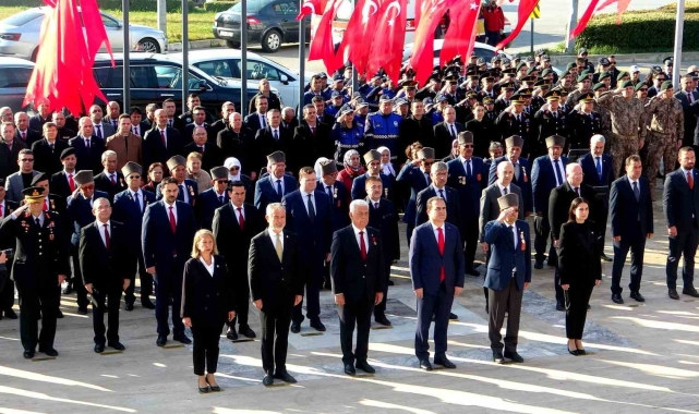 Muğla'da 18 Mart Şehitleri Anma Günü çelenk sunma töreni ile başladı
