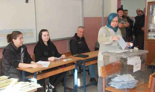 Ordu sandık başında