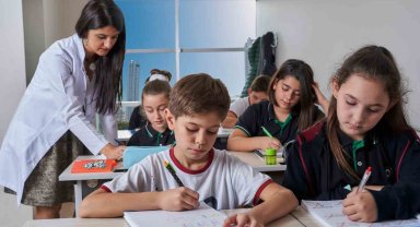 Pamukkale Adayı Pekdemir ücretsiz eğitim projelerini anlattı