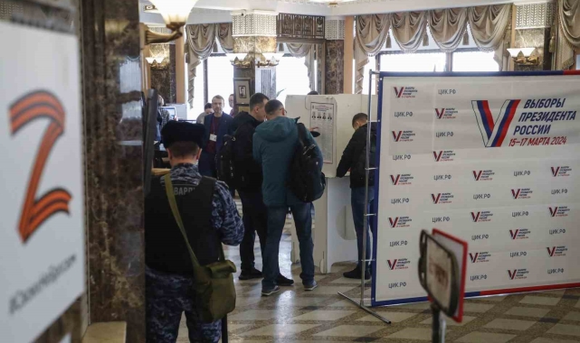 Rusya'da halk devlet başkanlığı seçimi için sandık başında