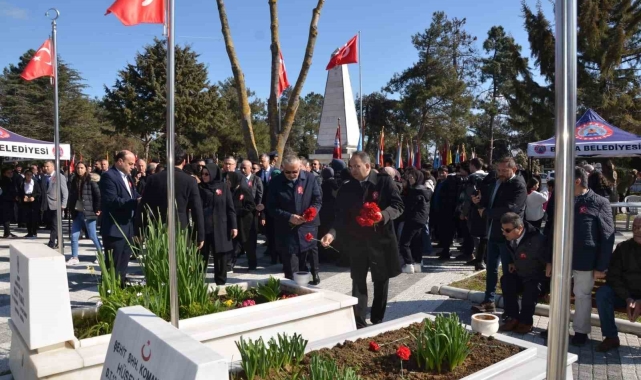 Şehitler Bafra'da dualarla anıldı