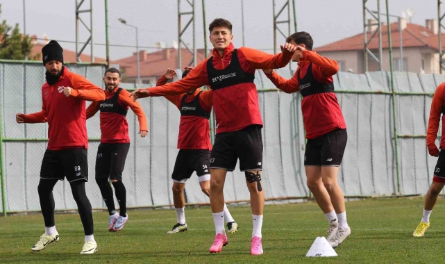 Son antrenmanını yapan Boluspor, İzmir'e yola çıktı