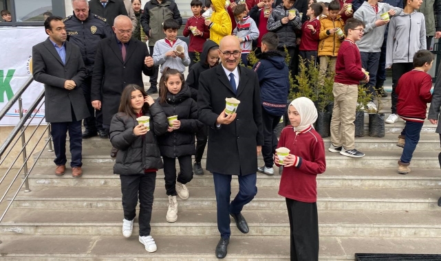 Sorgun'da minik eller gelecek için fidan dikti