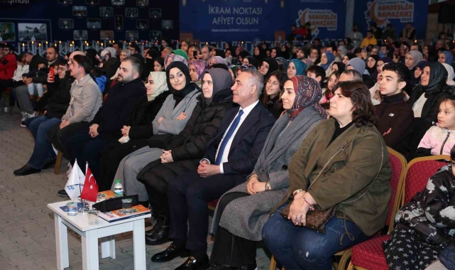 Sultangazi'de Ramazan etkinliklerinin konuğu Bekir Develi oldu