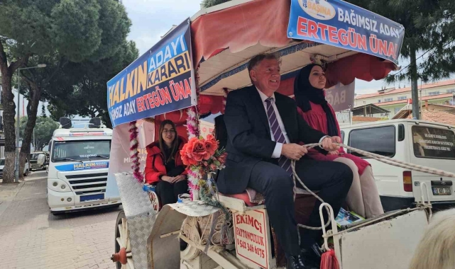 Sultanhisar'ın bağımsız adayı, şehri faytonla dolaşıp çocukların gönlünü alıyor