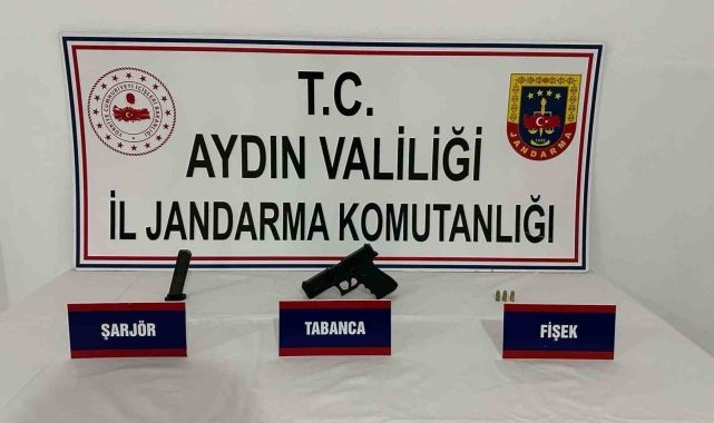 Şüpheli şahsın üzerinde ruhsatsız tabanca ele geçirildi