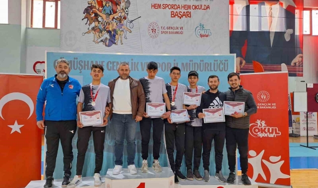 Tercan dart takımı bölge birincisi oldu